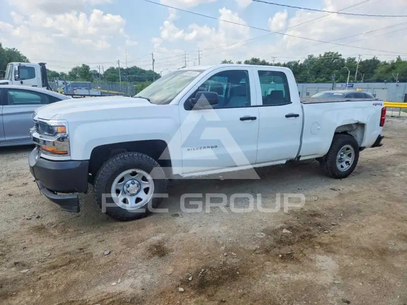 2017 Chevrolet Silverado photo