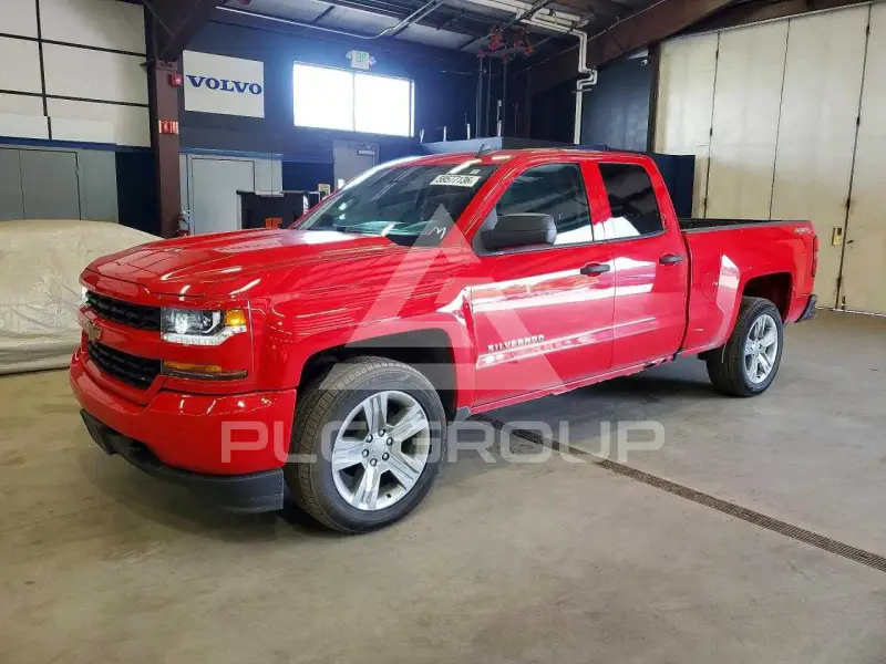 2017 Chevrolet Silverado фото