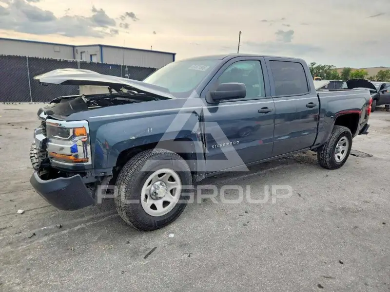 2017 Chevrolet Silverado photo