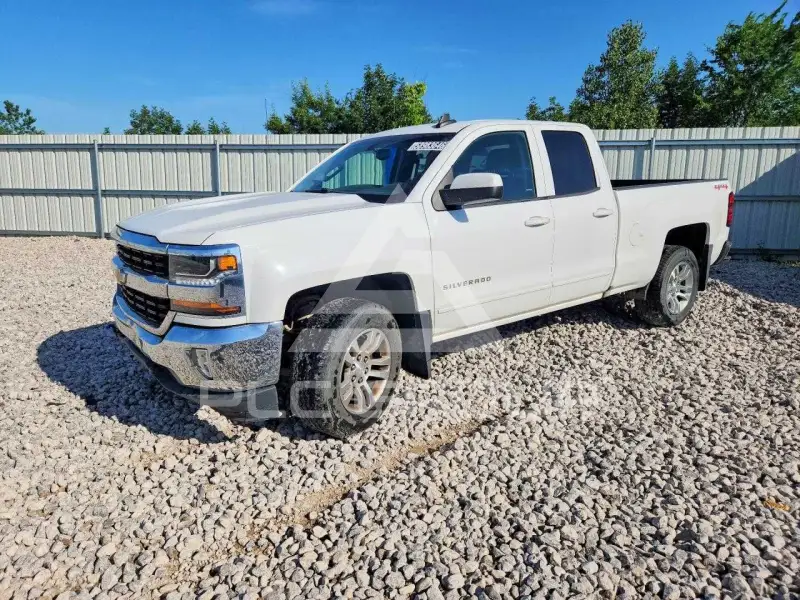 2017 Chevrolet Silverado фото