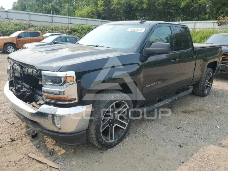 2017 Chevrolet Silverado фото