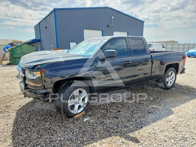 2017 Chevrolet Silverado фото