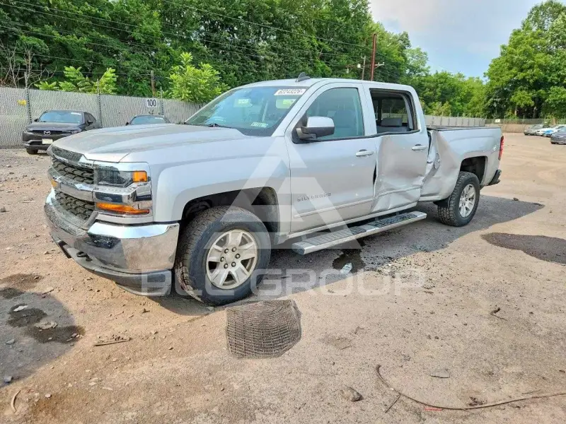 2017 Chevrolet Silverado фото