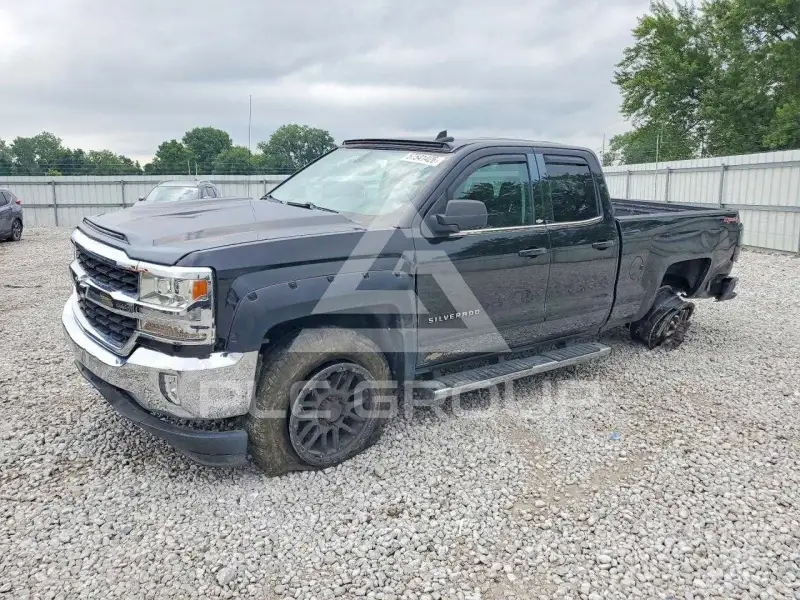 2017 Chevrolet Silverado фото