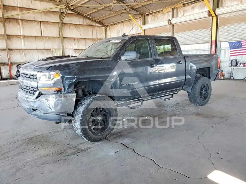 2017 Chevrolet Silverado фото