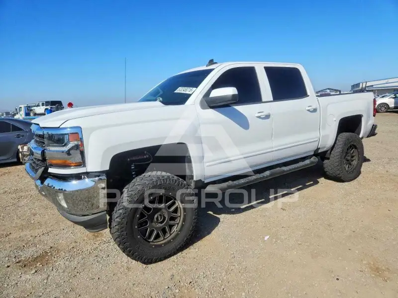 2017 Chevrolet Silverado фото