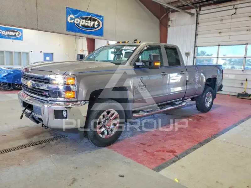 2017 Chevrolet Silverado photo