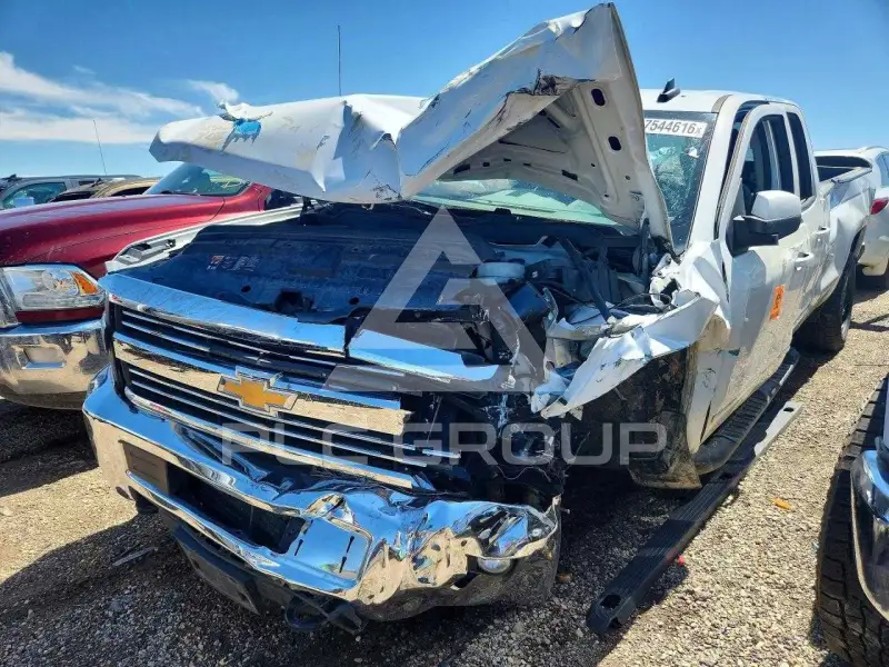 2017 Chevrolet Silverado photo