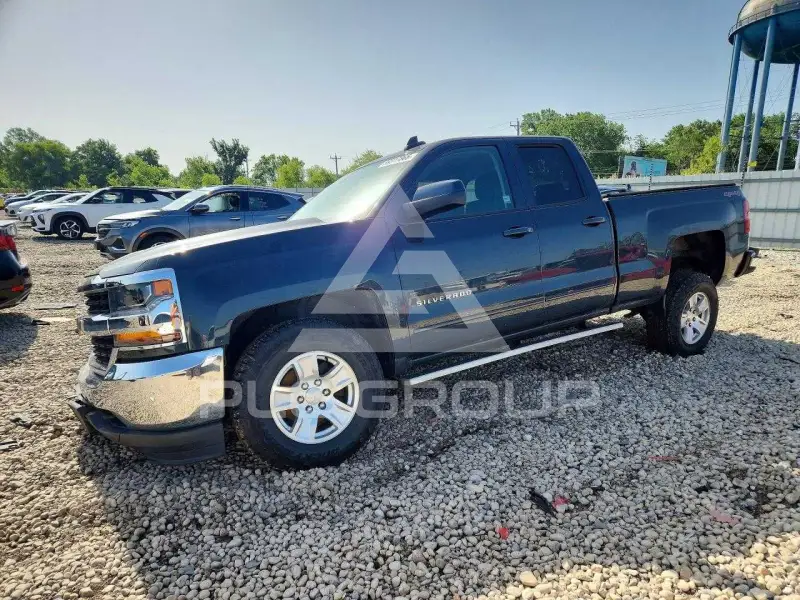 2017 Chevrolet Silverado фото