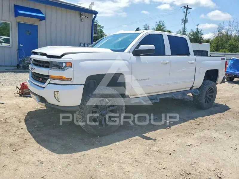 2017 Chevrolet Silverado photo
