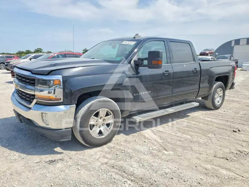2017 Chevrolet Silverado photo