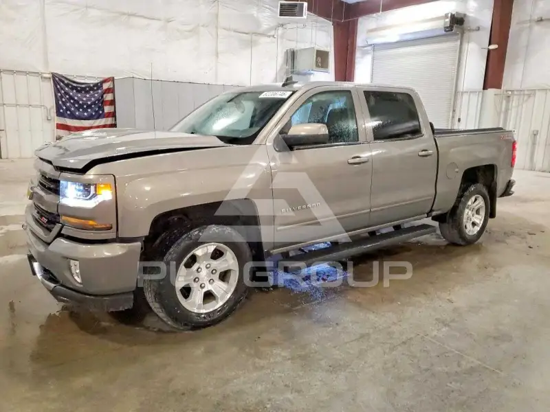 2017 Chevrolet Silverado фото