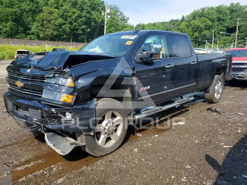 2017 Chevrolet Silverado фото
