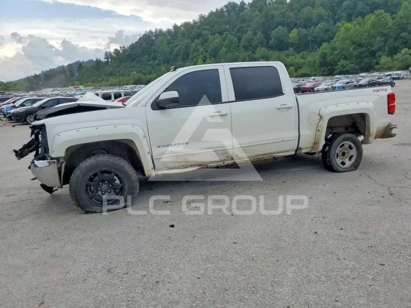 2017 Chevrolet Silverado photo