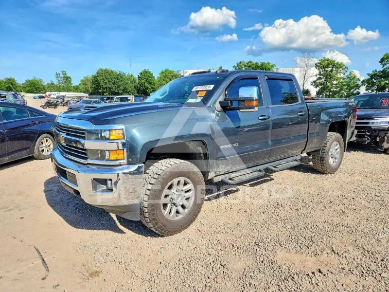 2017 Chevrolet Silverado photo