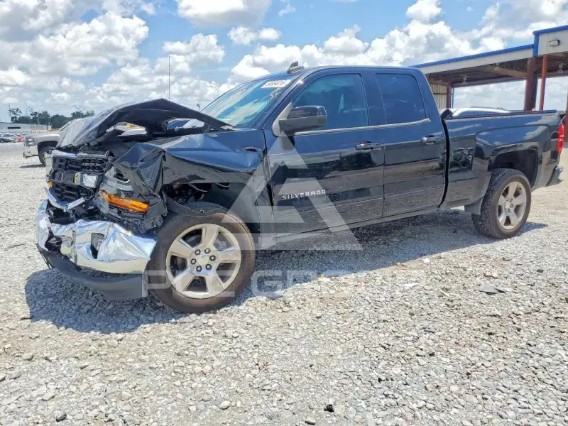 2017 Chevrolet Silverado фото