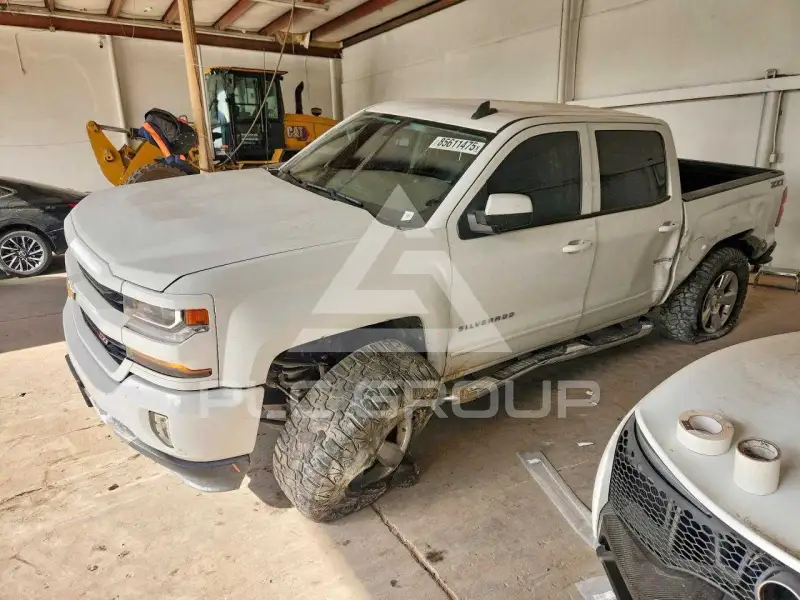 2017 Chevrolet Silverado фото