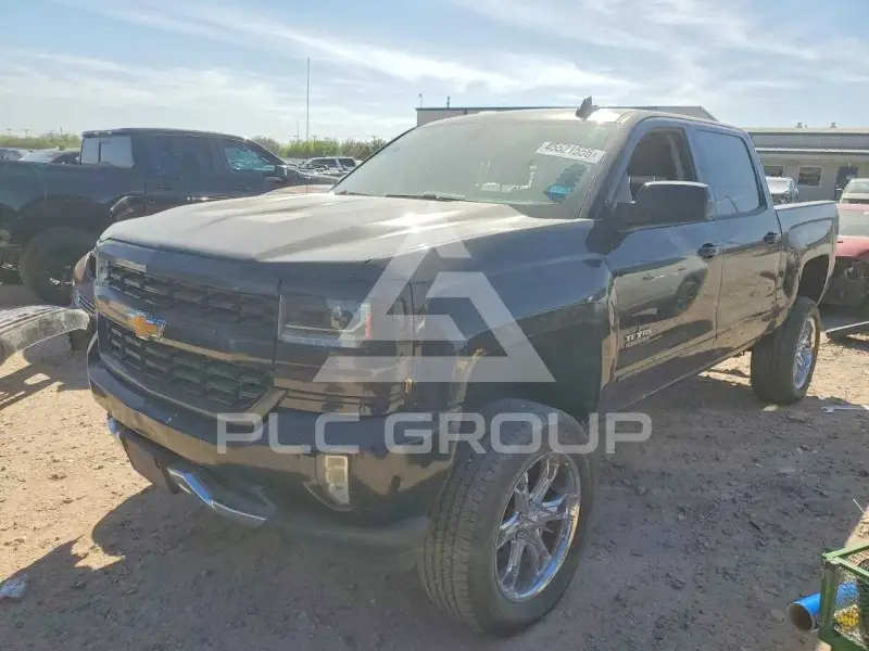 2017 Chevrolet Silverado photo