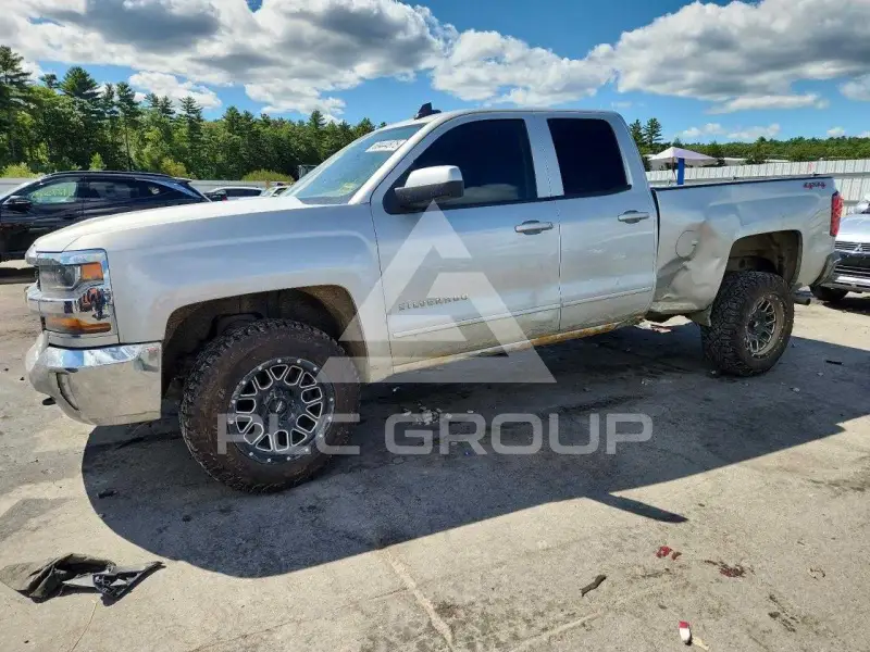 2017 Chevrolet Silverado photo
