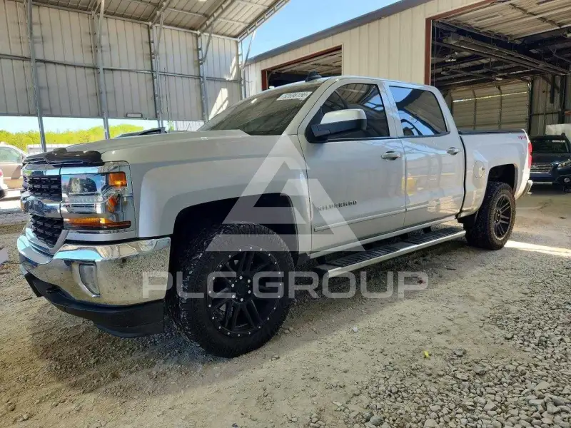 2017 Chevrolet Silverado фото