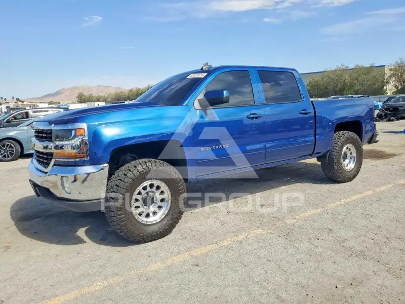 2017 Chevrolet Silverado photo