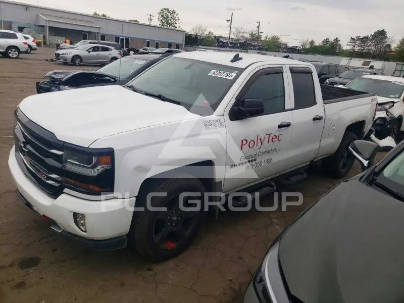 2017 Chevrolet Silverado фото