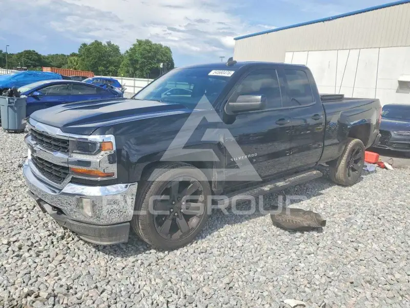 2017 Chevrolet Silverado фото