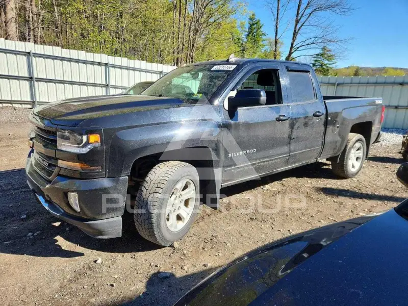 2017 Chevrolet Silverado фото