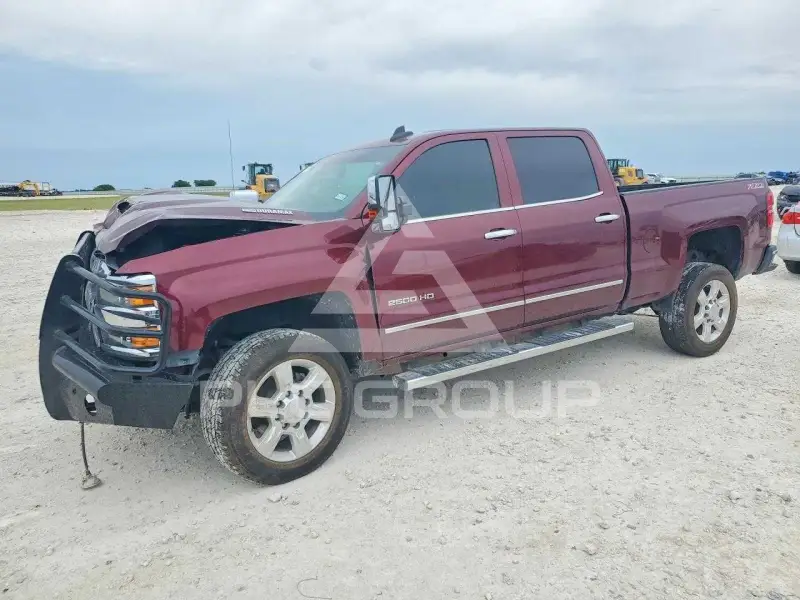 2017 Chevrolet Silverado photo
