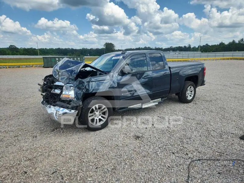 2017 Chevrolet Silverado фото