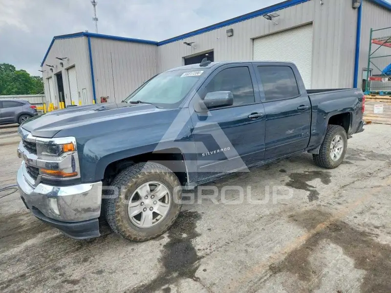 2017 Chevrolet Silverado фото