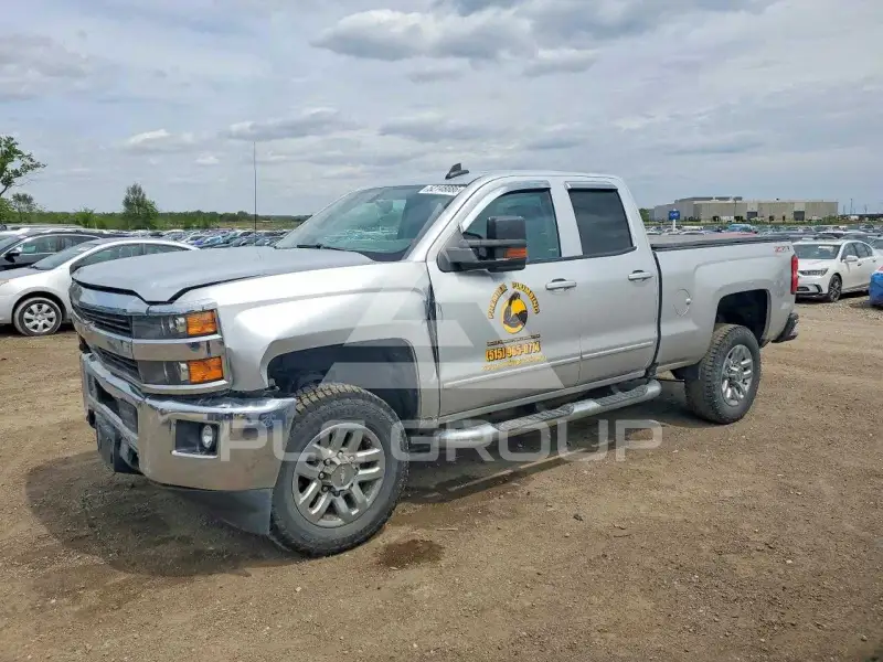 2017 Chevrolet Silverado фото