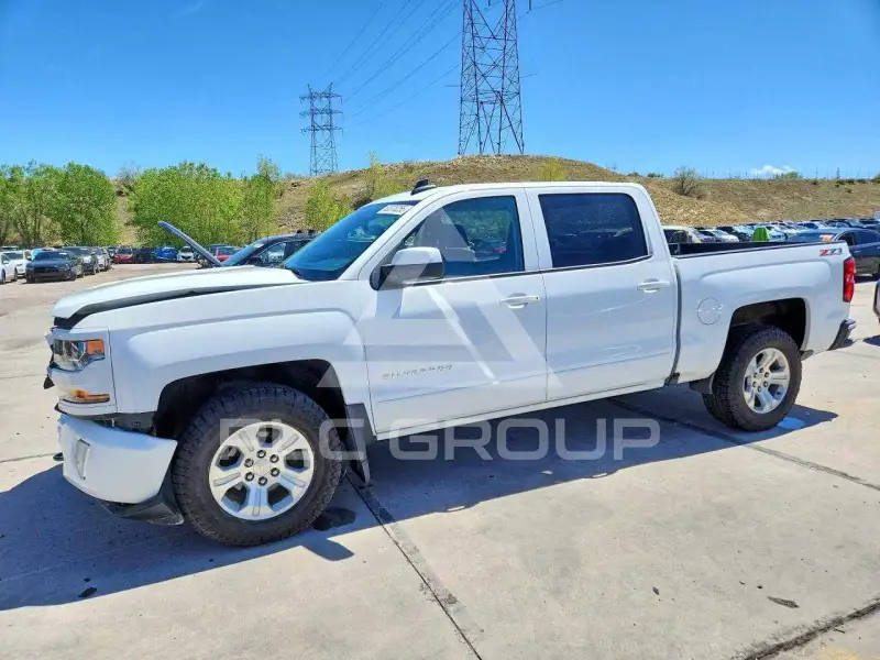 2017 Chevrolet Silverado фото
