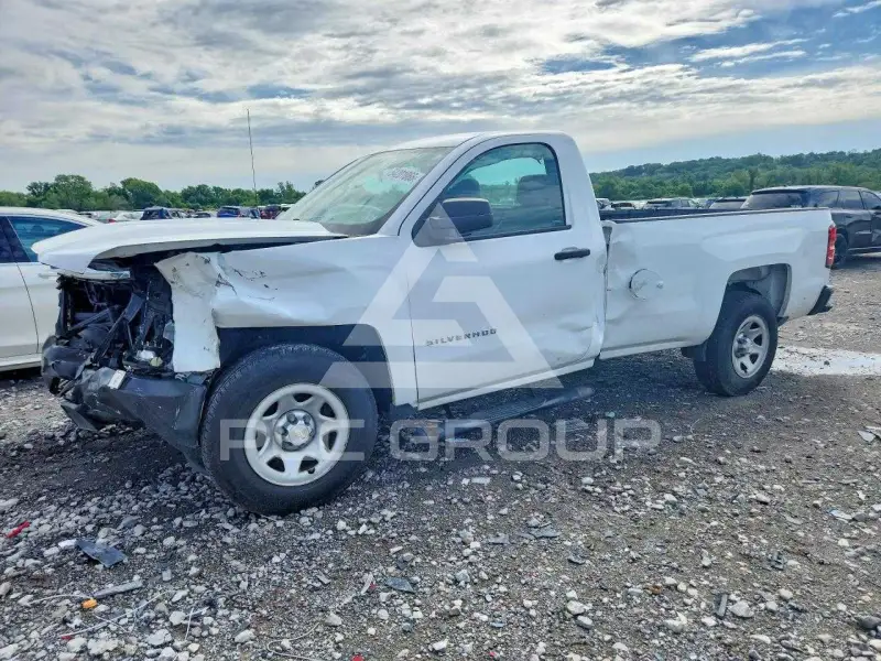 2017 Chevrolet Silverado photo