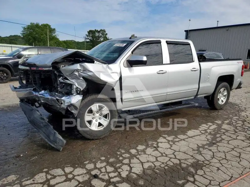 2017 Chevrolet Silverado photo