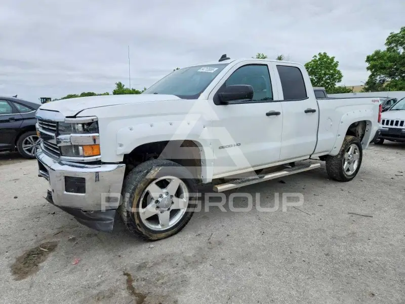 2017 Chevrolet Silverado фото