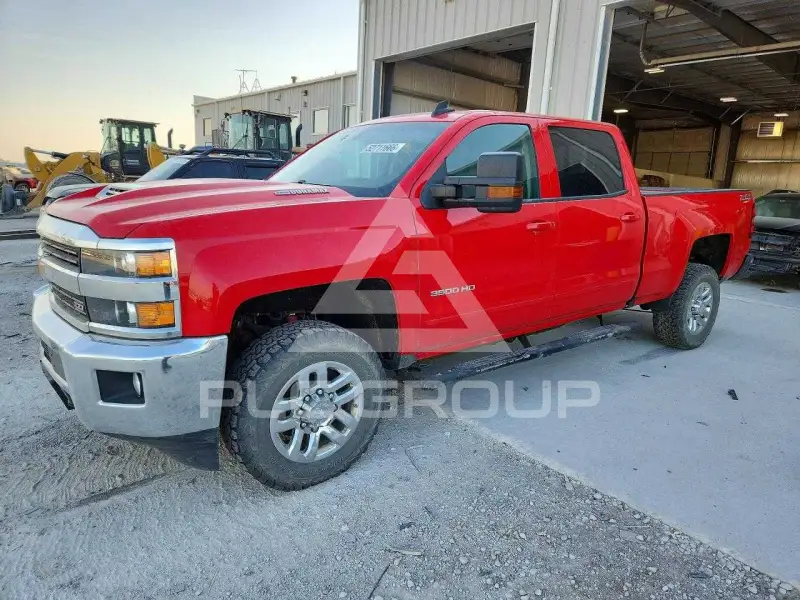 2017 Chevrolet Silverado photo