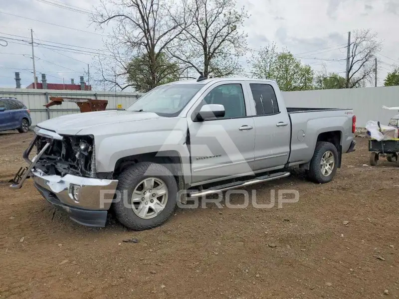 2017 Chevrolet Silverado фото