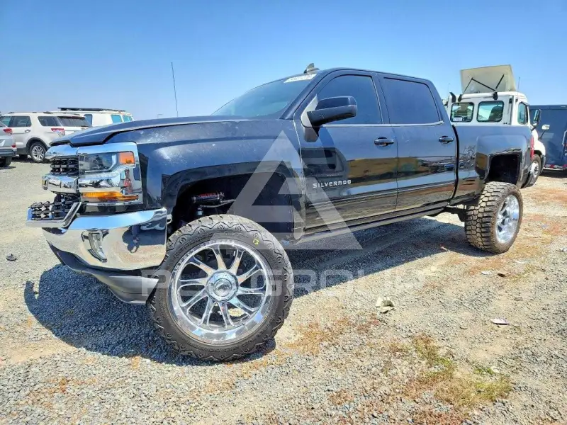 2017 Chevrolet Silverado фото