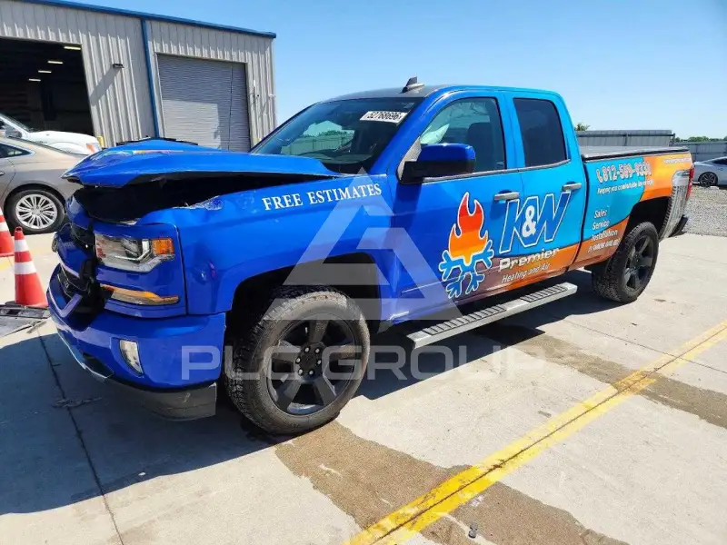 2017 Chevrolet Silverado фото