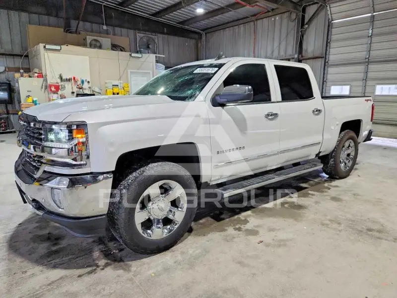 2017 Chevrolet Silverado photo