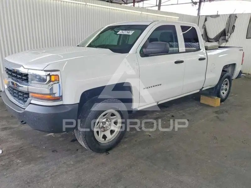 2017 Chevrolet Silverado photo