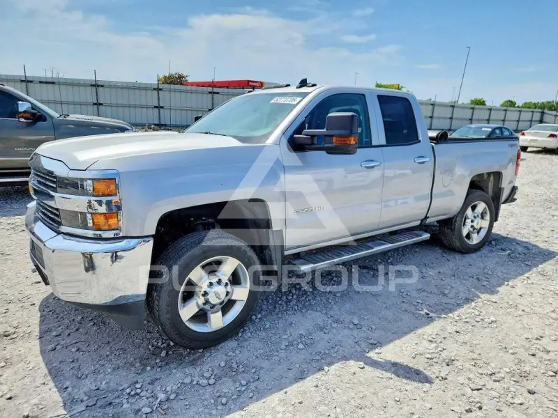 2017 Chevrolet Silverado photo