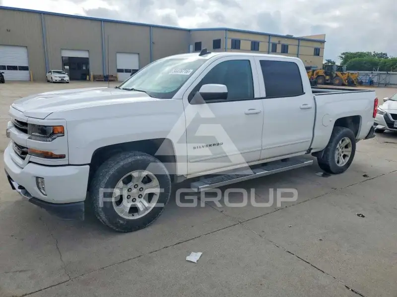 2017 Chevrolet Silverado фото