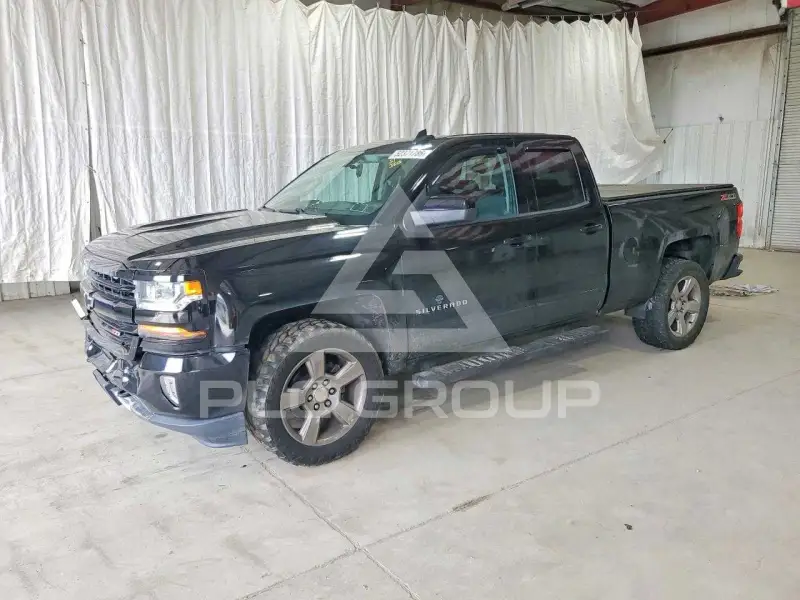 2017 Chevrolet Silverado фото