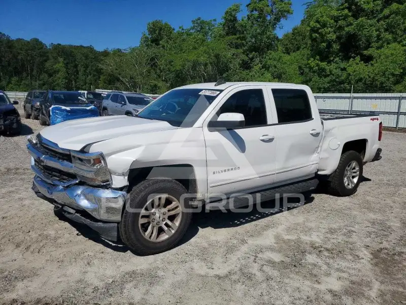 2017 Chevrolet Silverado фото