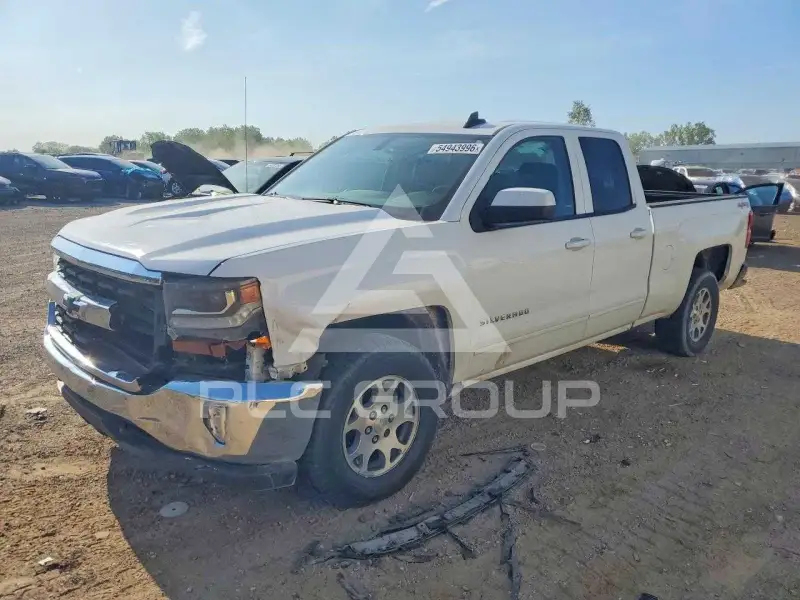 2017 Chevrolet Silverado photo