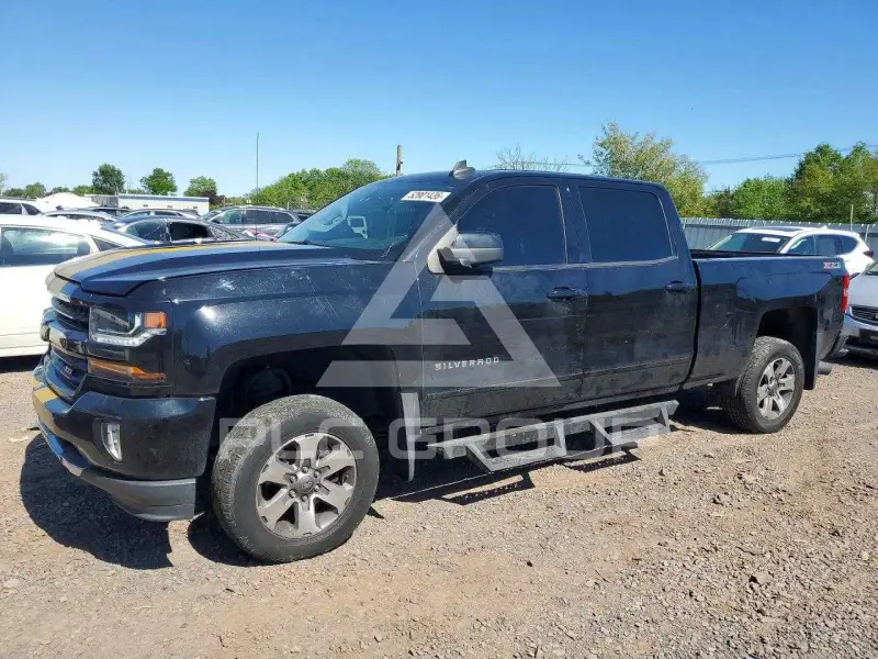 2017 Chevrolet Silverado фото