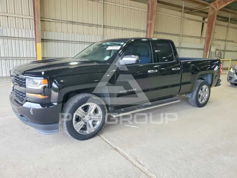 2017 Chevrolet Silverado фото
