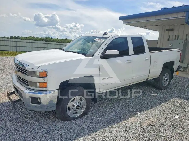 2017 Chevrolet Silverado фото